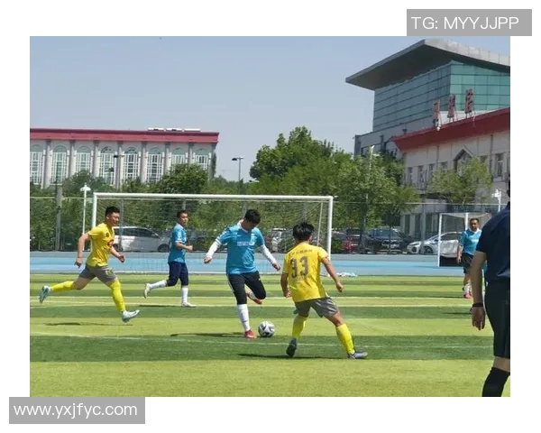 足球明星齐聚一堂高清图片展现足坛风采与激情瞬间